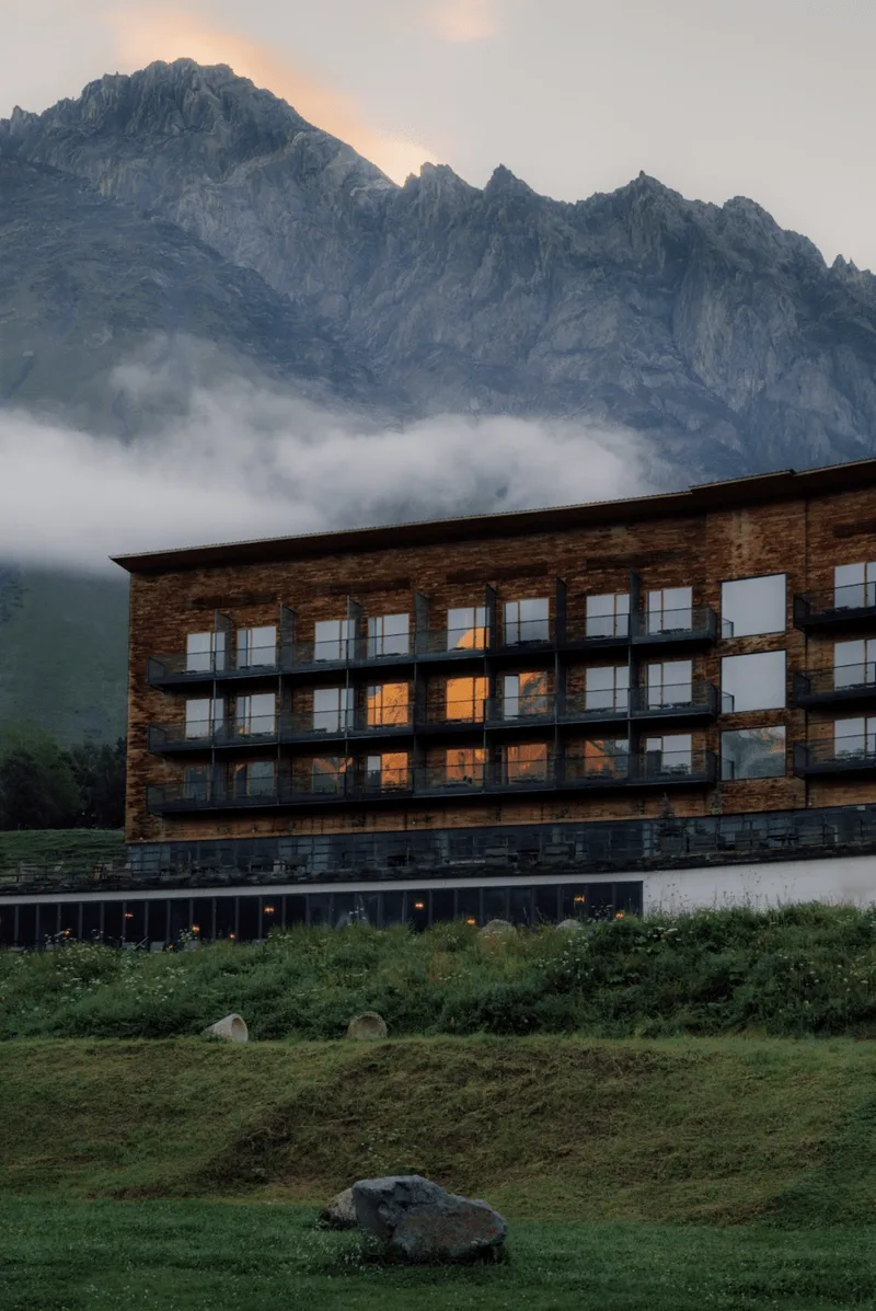 Rooms Hotel Kazbegi - exterior